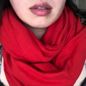 American Apparel infinity scarf in red